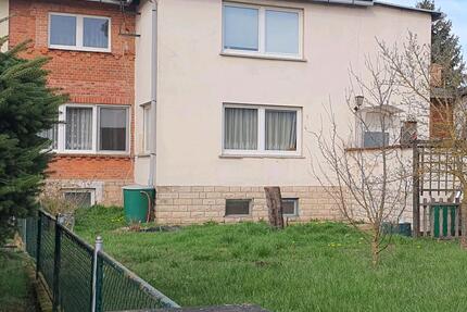 Doppelhaushälfte in ruhiger Lage. 6 zimmer