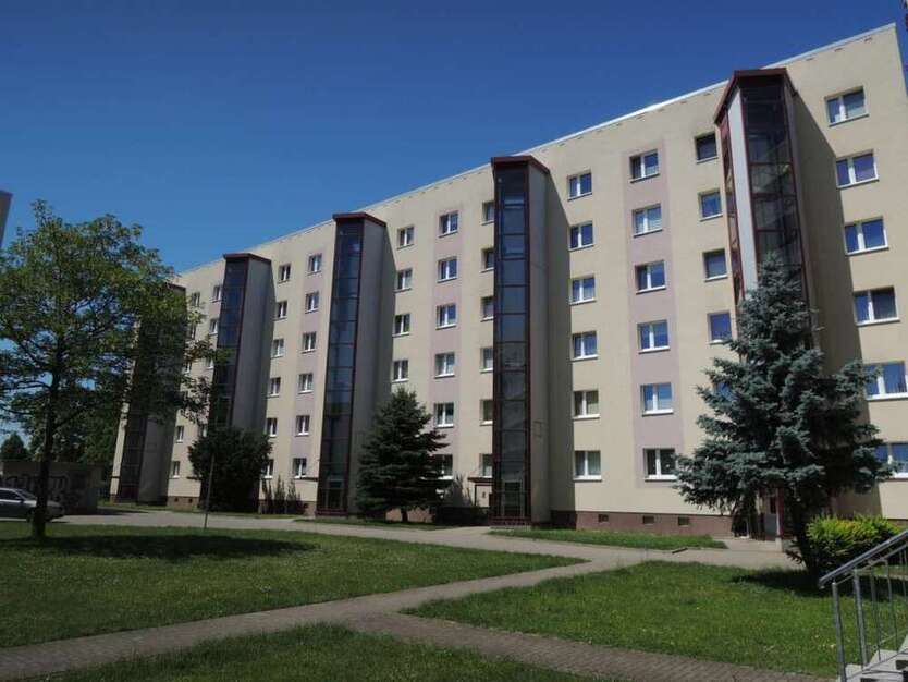 Wohnung zum Mieten in Magdeburg 332,70 € 55.45 m²