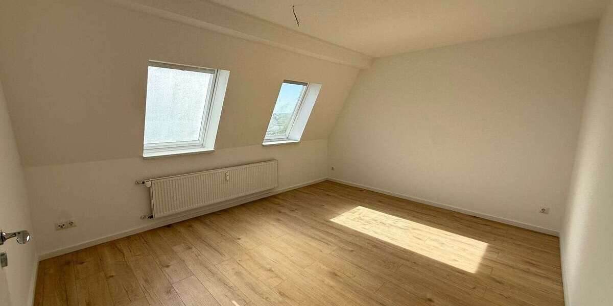 Etagenwohnung Magdeburg Altstadt - 3 Zimmer, 90 m&sup2;, 1.175&euro; | Angebot:26354278