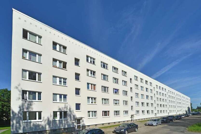 Wohnung zum Mieten in Magdeburg 346,32 € 50.93 m²