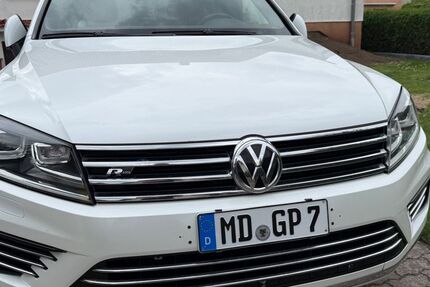 VW Touareg 199.152 km 18.499 &euro; Magdeburg 39110
