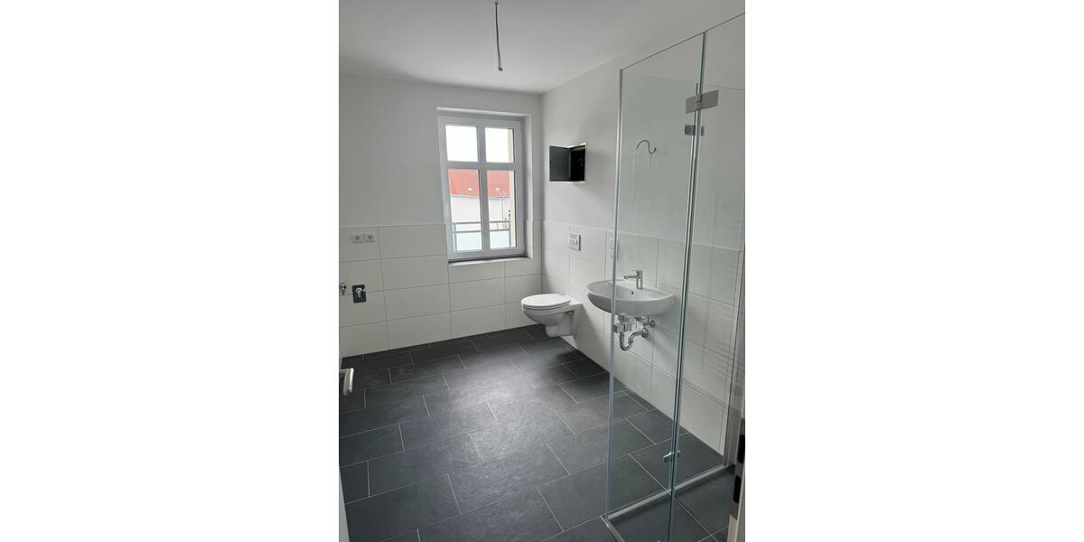 Dachgeschoßwohnung Magdeburg - 2 Zimmer, 58 m&sup2;, 713&euro; | Angebot:27634462
