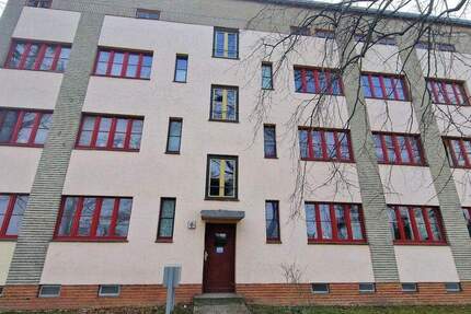 Wohnung Magdeburg Cracau - 2 Zimmer, 43 m&sup2;, 309&euro; | Angebot:25374119