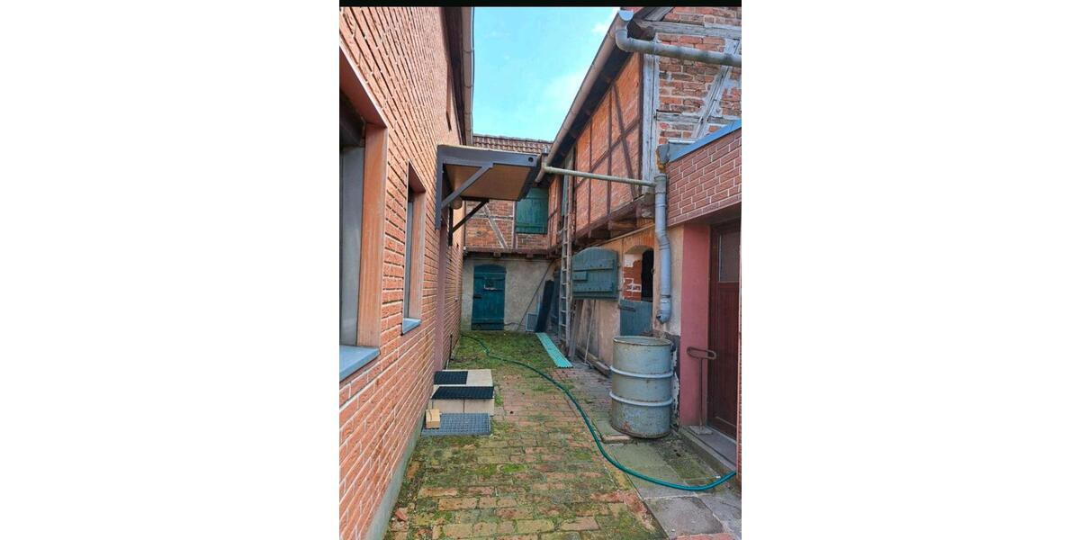 Einfamilienhaus Eilsleben - 11 Zimmer, 160 m&sup2;, 32.999&euro; | Angebot:26824923