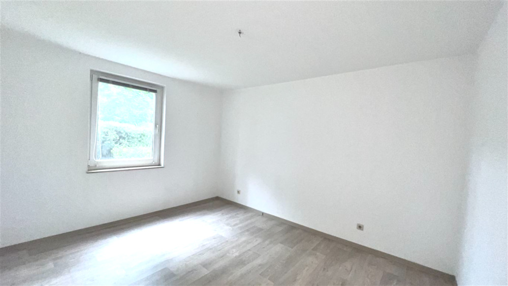Etagenwohnung Schönebeck (Elbe) Schönebeck - 2 Zimmer, 61 m&sup2;, 480&euro; | Angebot:26257788