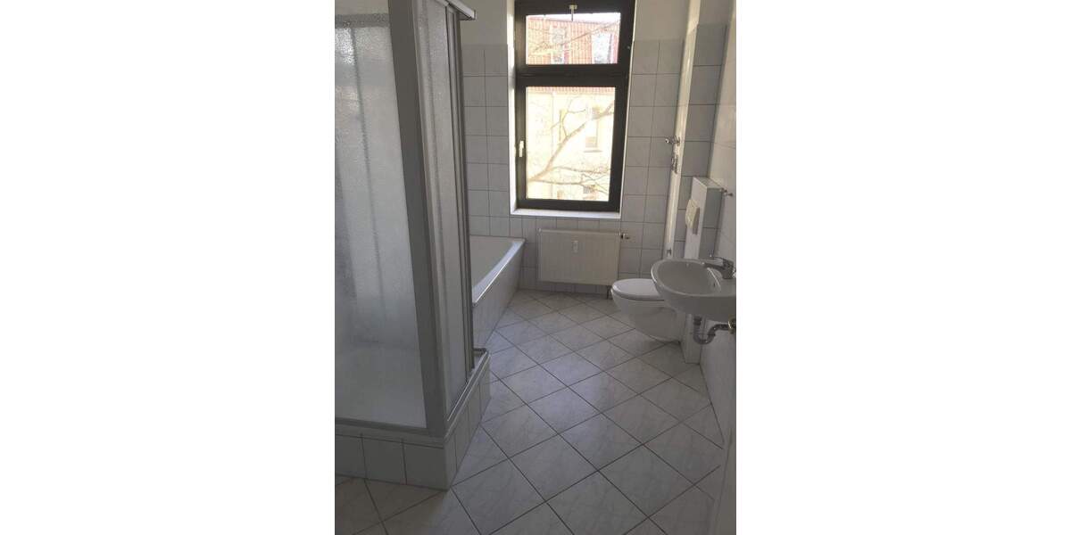 Etagenwohnung Magdeburg Alte Neustadt - 4 Zimmer, 105 m&sup2;, 850&euro; | Angebot:23842646