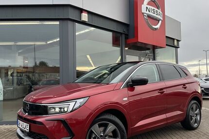 Opel Grandland (X) 17.108 km 21.490 &euro; Magdeburg 39120