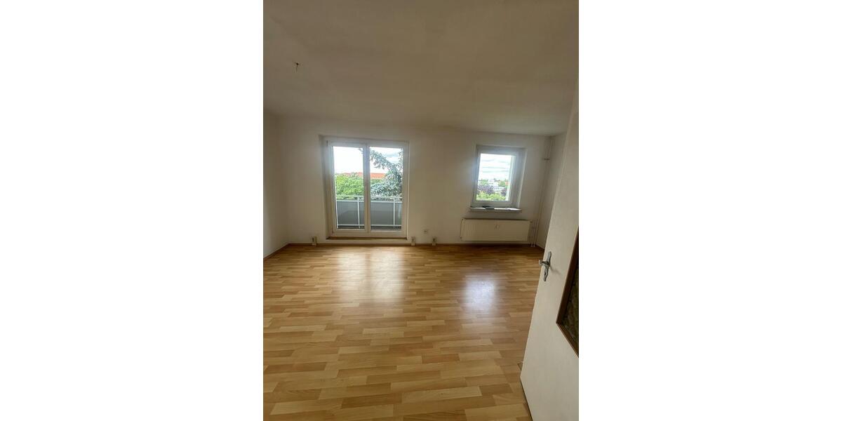 Etagenwohnung Magdeburg Brückfeld - 4 Zimmer, 65 m&sup2;, 475&euro; | Angebot:21693995
