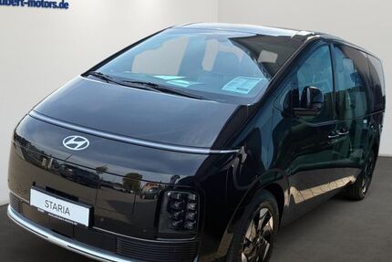 Hyundai STARIA 2.900 km 59.890 &euro; Magdeburg 39108