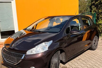 Peugeot 208 130.986 km 5.000 &euro; Calbe 39240