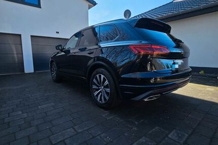 VW Touareg 151.235 km 33.899 &euro; Sülzetal 39171