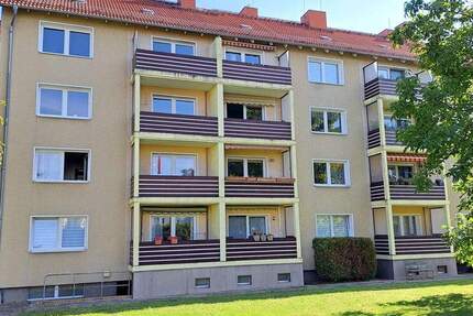 Balkon, helle Zimmer, super Verkehrsanbindung 3 zimmer