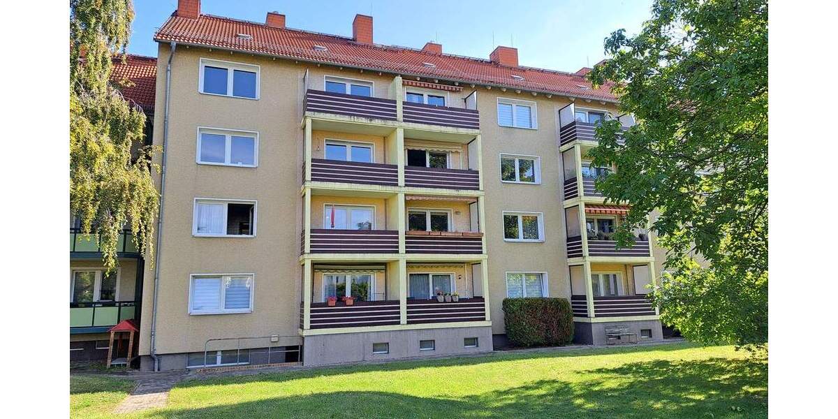 Balkon, helle Zimmer, super Verkehrsanbindung 3 zimmer