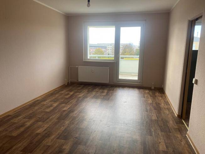 Etagenwohnung Oschersleben - 2 Zimmer, 56 m&sup2;, 358&euro; | Angebot:26557999