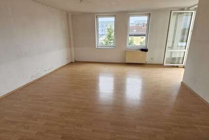 Wohnung zum Mieten in Schönebeck (Elbe) 656,77 € 87.57 m² 3 zimmer