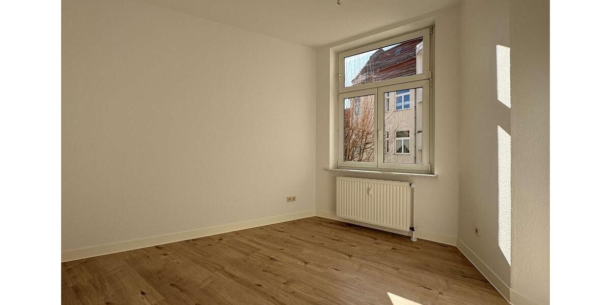 Etagenwohnung Magdeburg Leipziger Straße - 4 Zimmer, 102 m&sup2;, 900&euro; | Angebot:25792930
