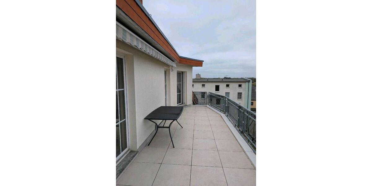 Dachgeschoßwohnung Magdeburg Lemsdorf - 4 Zimmer, 146 m&sup2;, 1.200&euro; | Angebot:26676914