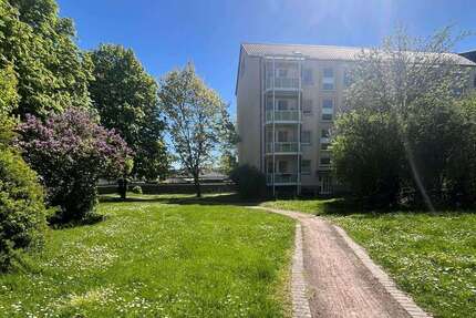 Wohnung Calbe - 2 Zimmer, 53 m&sup2;, 370&euro; | Angebot:26402403