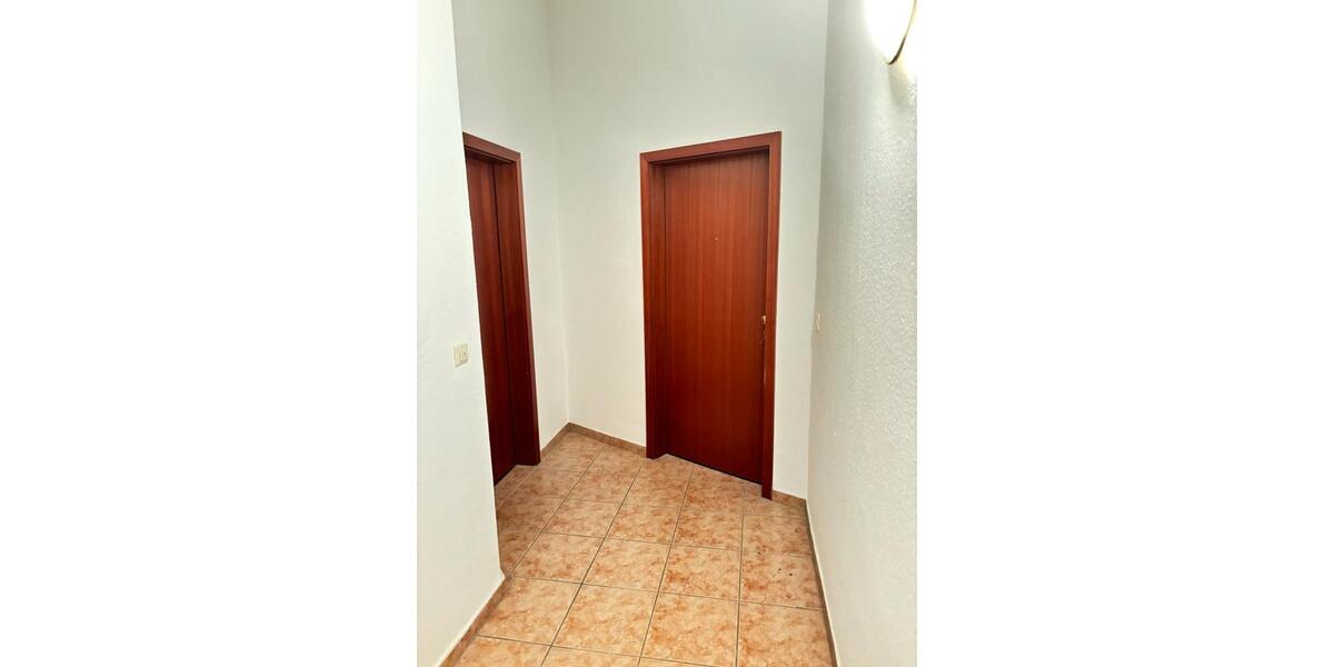 Etagenwohnung Magdeburg Nordwest - 2 Zimmer, 69 m&sup2;, 650&euro; | Angebot:26003577