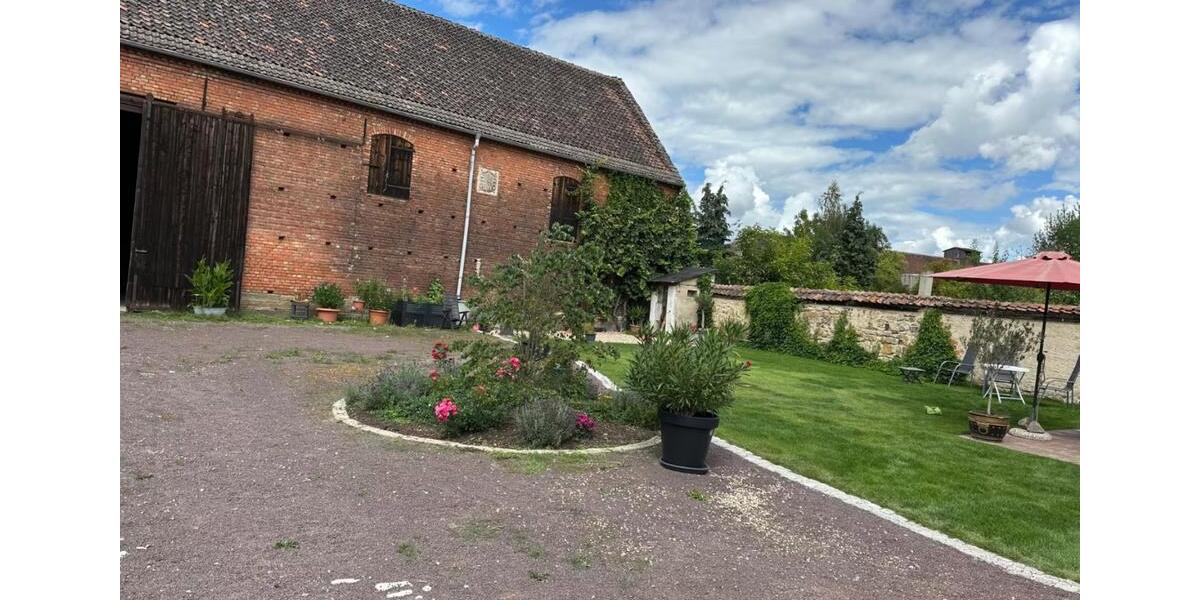 Einfamilienhaus Wanzleben-Börde Börde - 8 Zimmer, 230 m&sup2;, 1.800&euro; | Angebot:27704096
