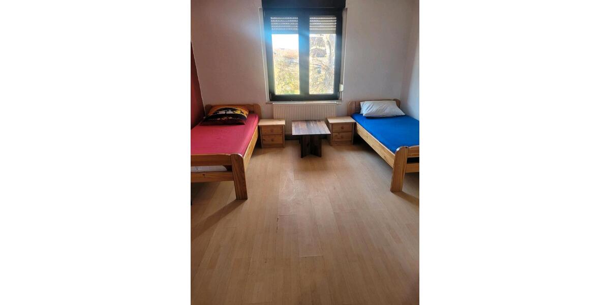 Einfamilienhaus Börde-Hakel Hakel - 9 Zimmer, 200 m&sup2;, 85.000&euro; | Angebot:26278609