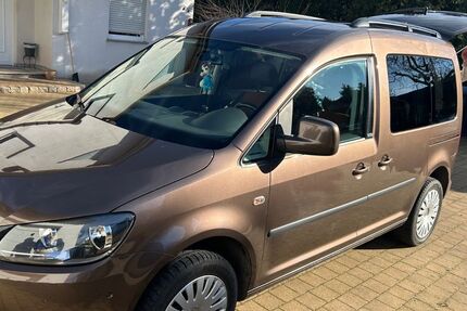 VW Caddy 131.633 km 13.100 &euro; Wanzleben- Börde 39164