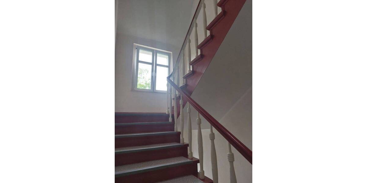 Wohnen über der Stadt schöne 4-R.-Wohnung,BLK ca.95m² in MD-Stadtfeld Ost vermieten ! 4 zimmer