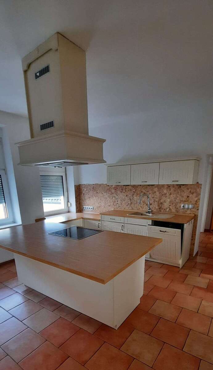 Wohnung zum Mieten in Burg 600 € 80 m² 2 zimmer