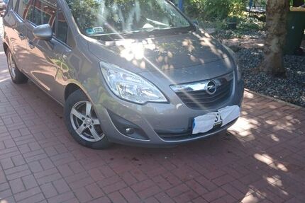 Opel Meriva 99.996 km 5.999 &euro; Ochtmersleben 39167