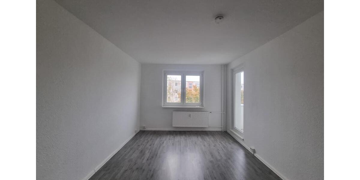 Familienwohnung in zentraler Lage! + 2 NKM sparen* zimmer