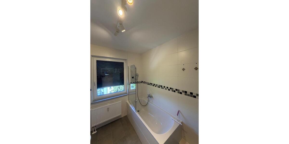 Etagenwohnung Magdeburg Alt Olvenstedt - 3 Zimmer, 64 m&sup2;, 900&euro; | Angebot:26456075
