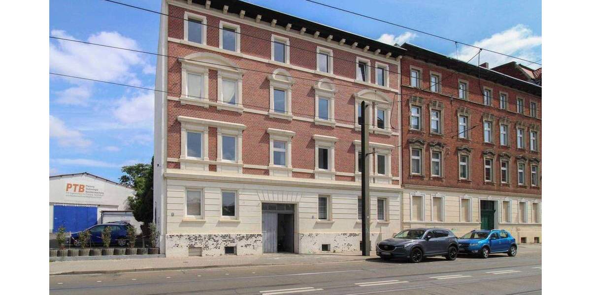 Sanierungsbedürftiges MFH mit 17 Einheiten mit Potenzial in beliebter Lage von Magdeburg 3 zimmer