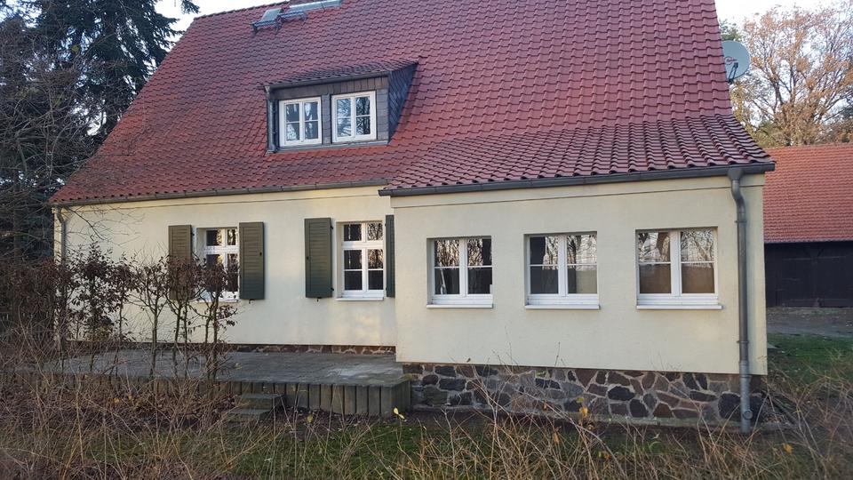 Einfamilienhaus Wolmirstedt - 8 Zimmer, 200 m&sup2;, 1.300&euro; | Angebot:24830733