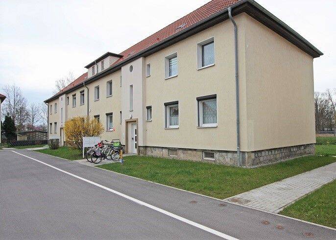 Etagenwohnung Oschersleben Oschersleben - 4 Zimmer, 85 m&sup2;, 582&euro; | Angebot:26853400