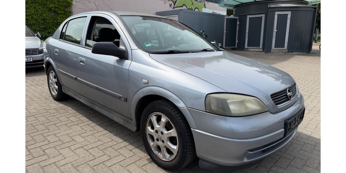 Opel Astra 179.000 km 990 &euro; Magdeburg 39112
