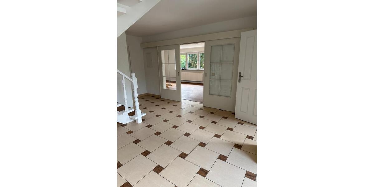 Einfamilienhaus Hohe Börde - 4 Zimmer, 130 m&sup2;, 1.800&euro; | Angebot:27733718