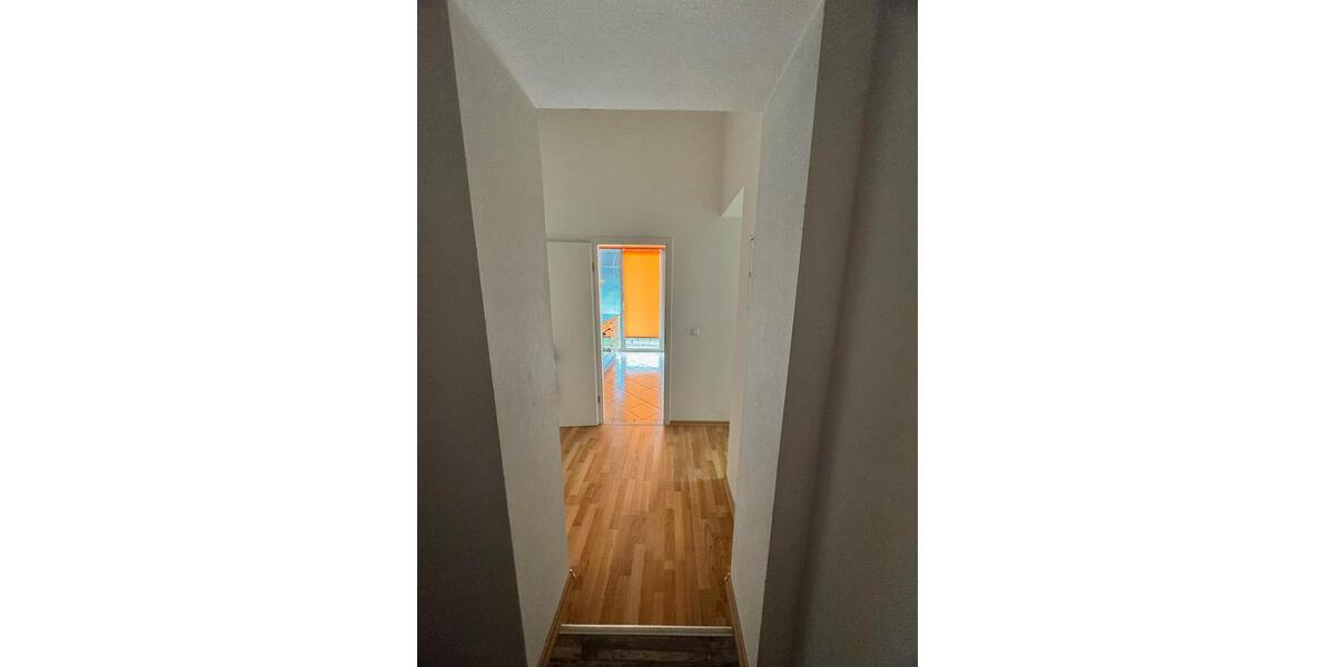 Hochparterre Magdeburg Brückfeld - 3 Zimmer, 72 m&sup2;, 240.000&euro; | Angebot:27083832