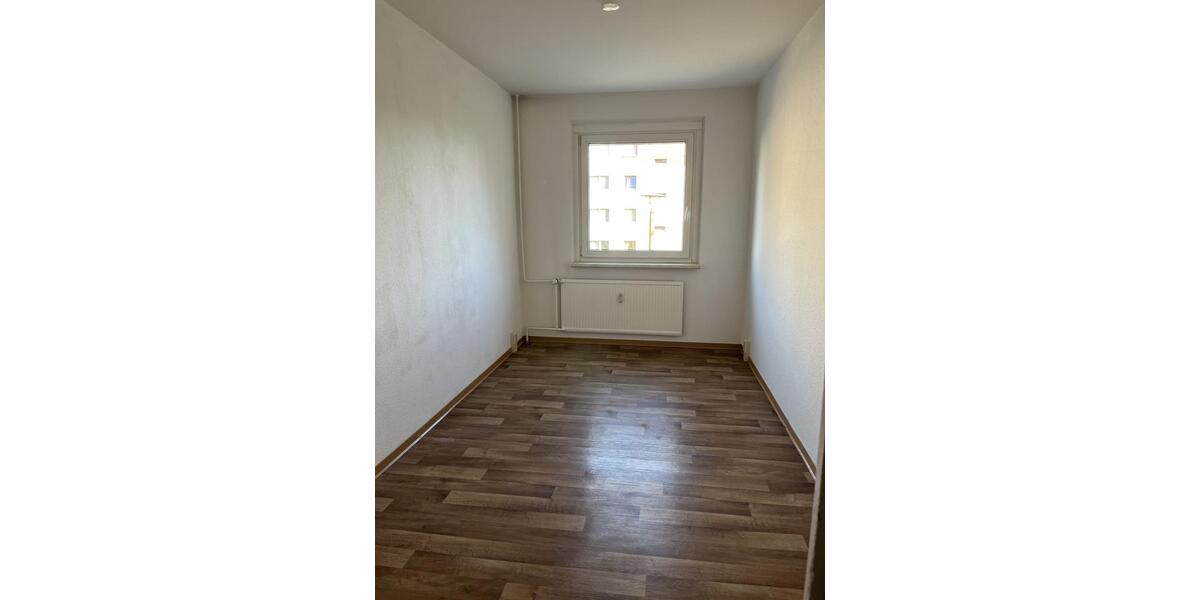 Etagenwohnung Wolmirstedt - 3 Zimmer, 70 m&sup2;, 455&euro; | Angebot:23507766