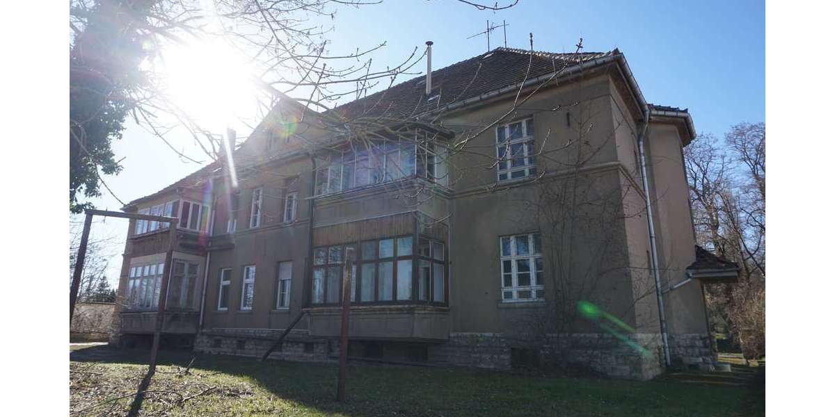 Einfamilienhaus Westeregeln Westeregeln - 10 Zimmer, 572 m&sup2;, 165.000&euro; | Angebot:25428209