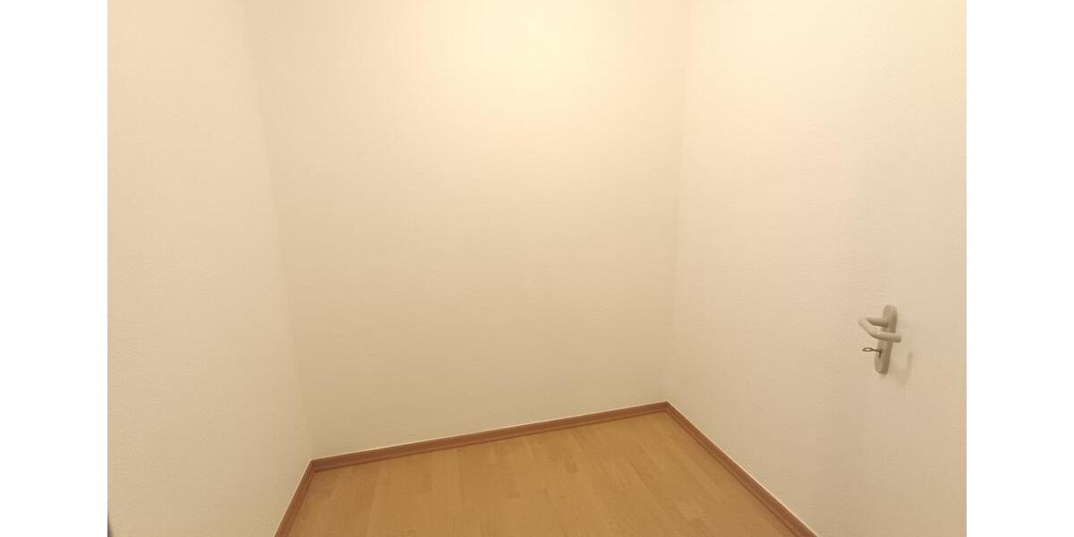 Etagenwohnung Magdeburg Nordwest - 2 Zimmer, 63 m&sup2;, 640&euro; | Angebot:27633786