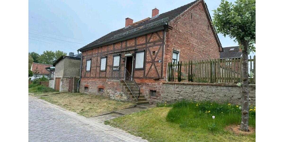 Einfamilienhaus Erxleben - 5 Zimmer, 120 m&sup2;, 24.900&euro; | Angebot:27091662