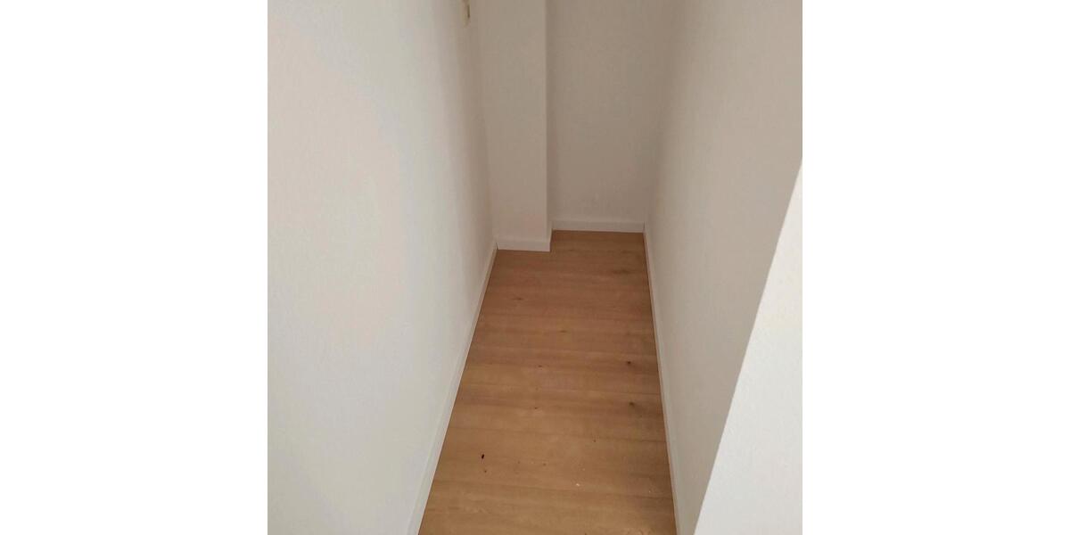 Dachgeschoßwohnung Haldensleben - 1 Zimmer, 46 m&sup2;, 67.000&euro; | Angebot:27258962
