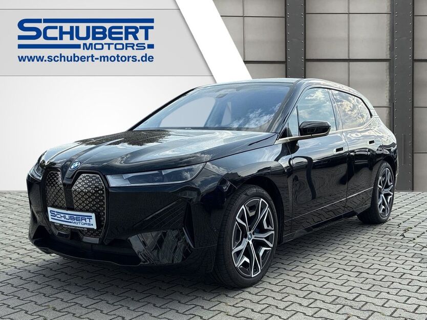 BMW iX 18.102 km 66.890 € Oschersleben 39387