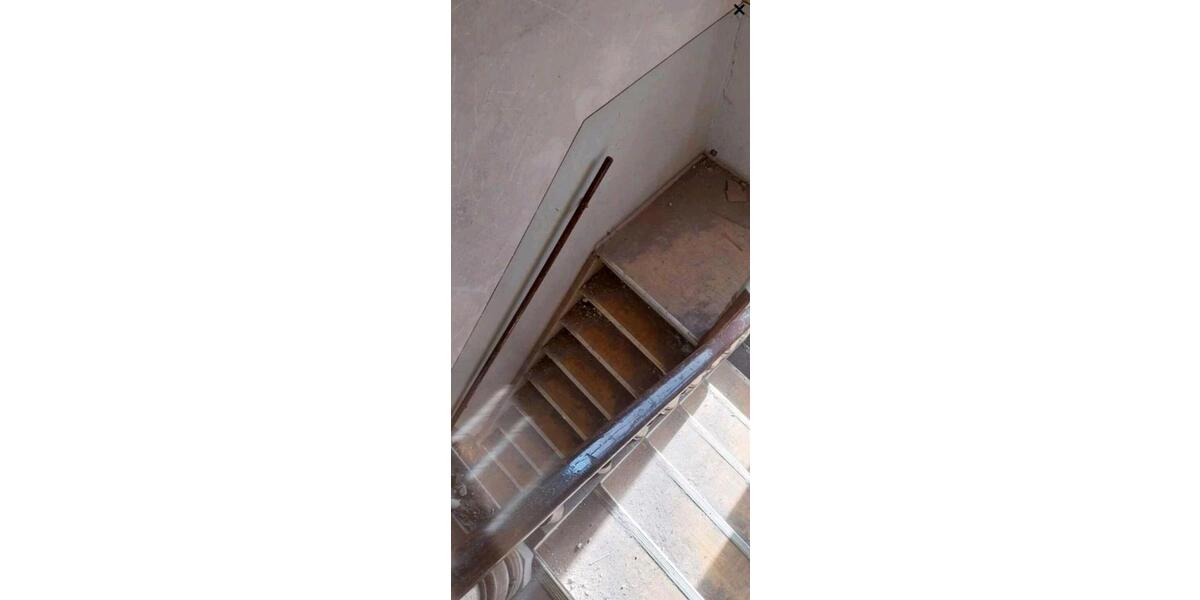 Mehrfamilienhaus, Wohnhaus Burg - 10 Zimmer, 307 m&sup2;, 100.000&euro; | Angebot:26517206