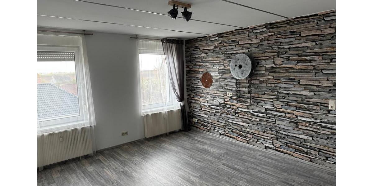 Etagenwohnung Wanzleben-Börde Börde - 2.5 Zimmer, 65 m&sup2;, 550&euro; | Angebot:26153100