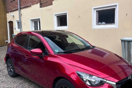 Mazda 2 75.450 km 9.999 &euro; Pömmelte 39249