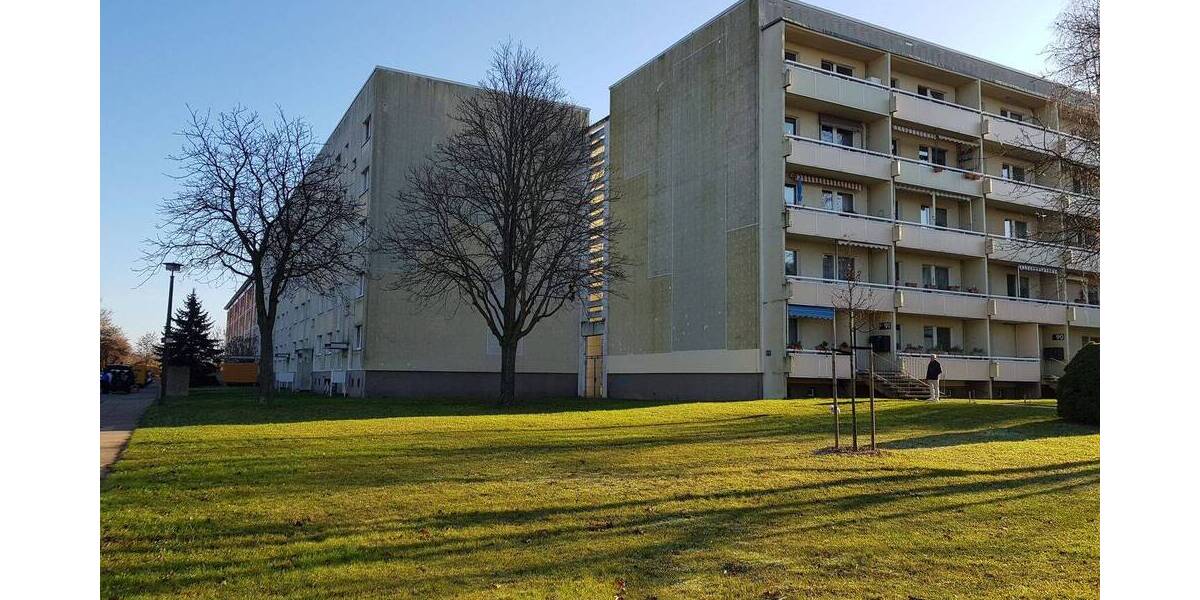 Etagenwohnung Magdeburg Neu Olvenstedt - 3 Zimmer, 71 m&sup2;, 600&euro; | Angebot:26555286