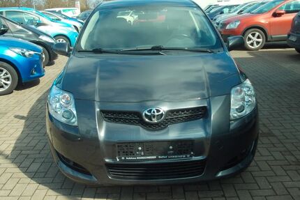 Toyota Auris 92.000 km 3.950 &euro; Magdeburg 39128