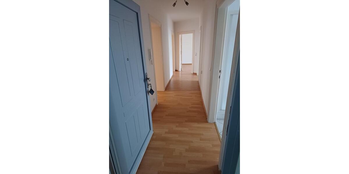 Erdgeschoßwohnung Magdeburg Leipziger Straße - 3 Zimmer, 79 m&sup2;, 500&euro; | Angebot:25418017
