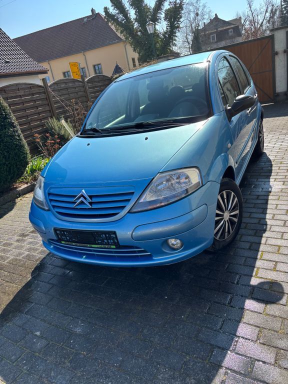 Citroen C3 147.000 km 1.200 € Königsborn 39175